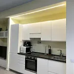 Moderno Appartamento Vicino Al Centro E Bocconi
